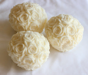 Large roses candle